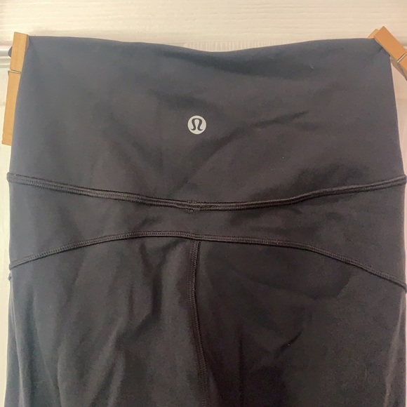 Lululemon leggings excellent condition - Picture 2 of 5